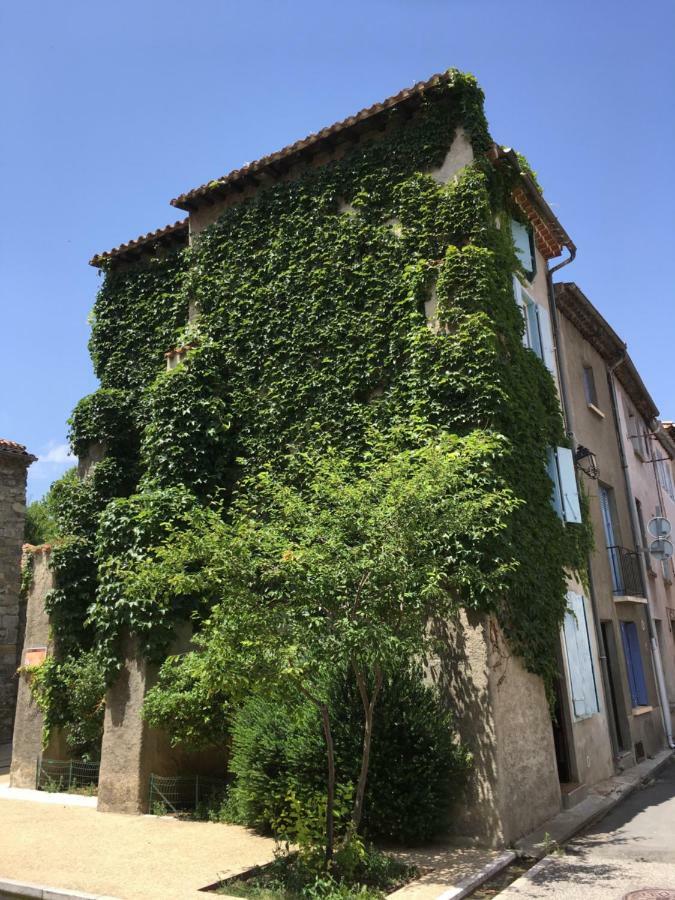 Entre L'Eglise Et La Place Villa Quillan Ngoại thất bức ảnh